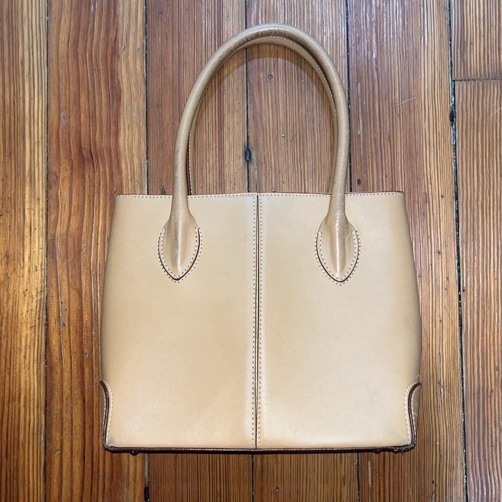 Greta Italy🇮🇹 Leather Handbag, Size 13”LX10”H